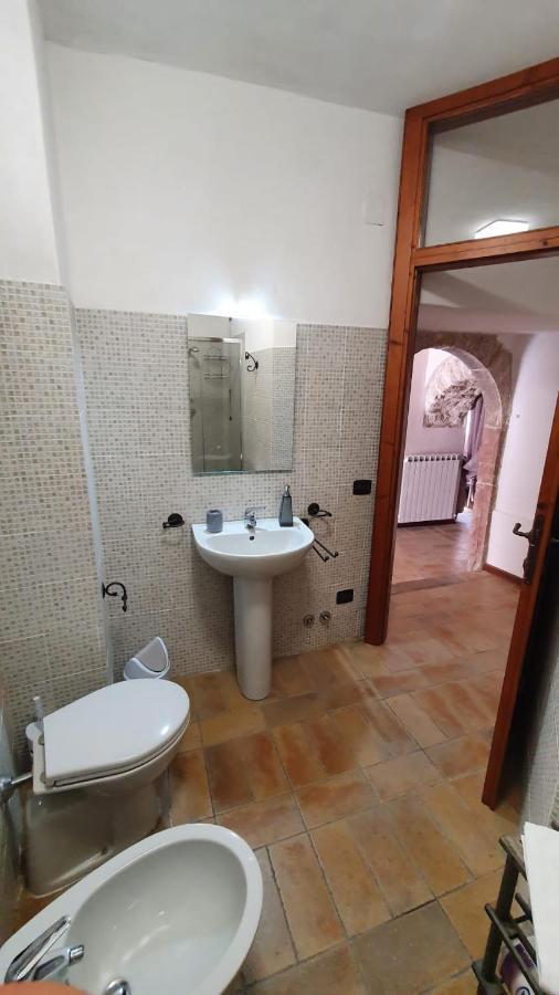 הוילה Meggiano Il Borgo Di Cornillo מראה חיצוני תמונה